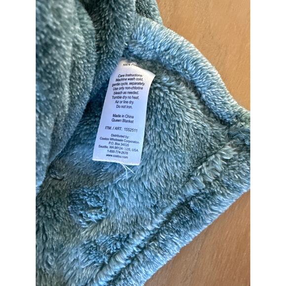 Berkshire Life EcoSoft Plush Polyester Blanket Queen Blue - Picture 3 of 4